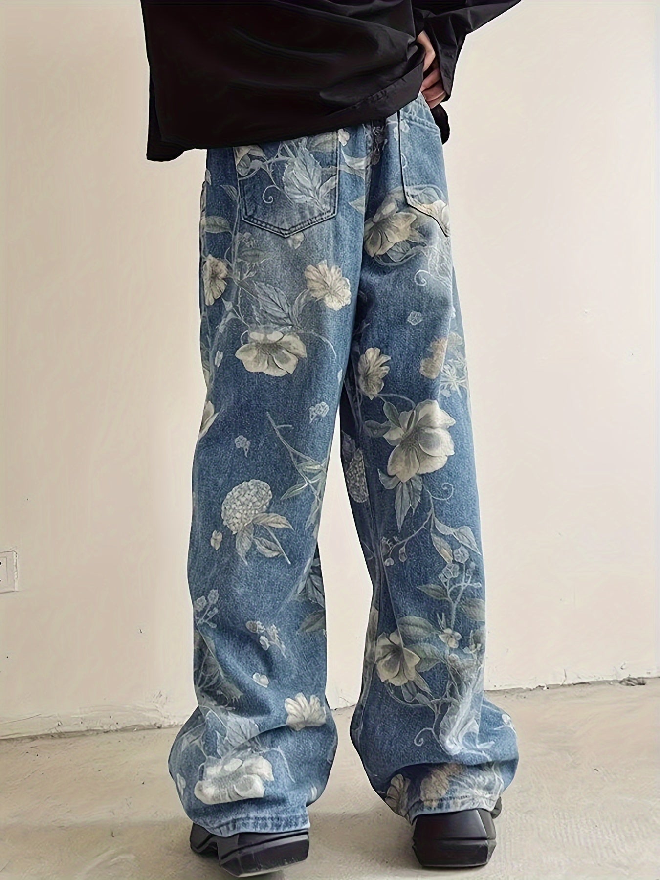 Men's Loose Floral Graphic Print Denim Pants With Pockets, Causal Cotton Blend Jeans For Outdoor Activities