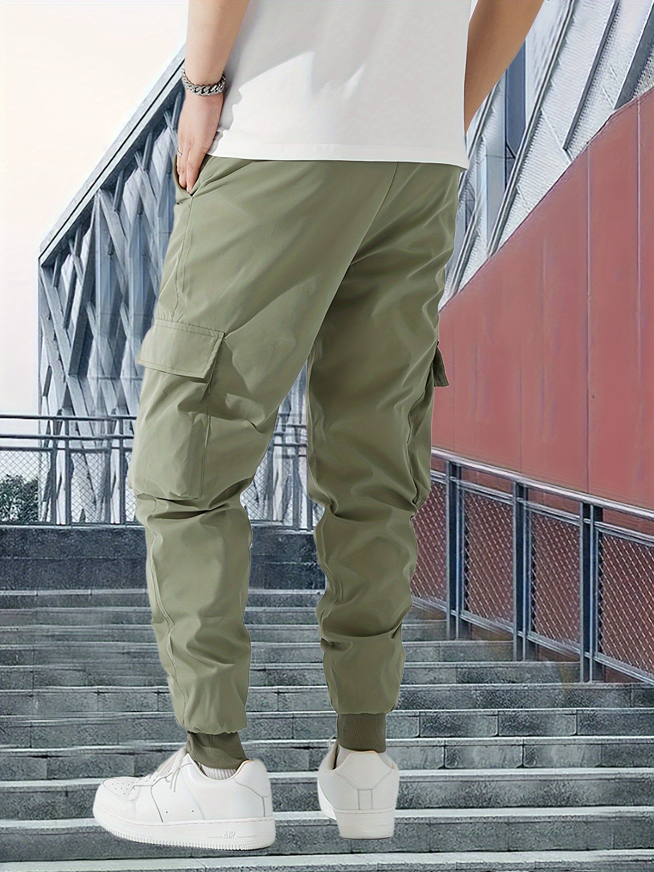 Men's Cargo Pants - Trendy Casual Outfit for Spring and Autumn with Multiple Pockets and Versatile Style