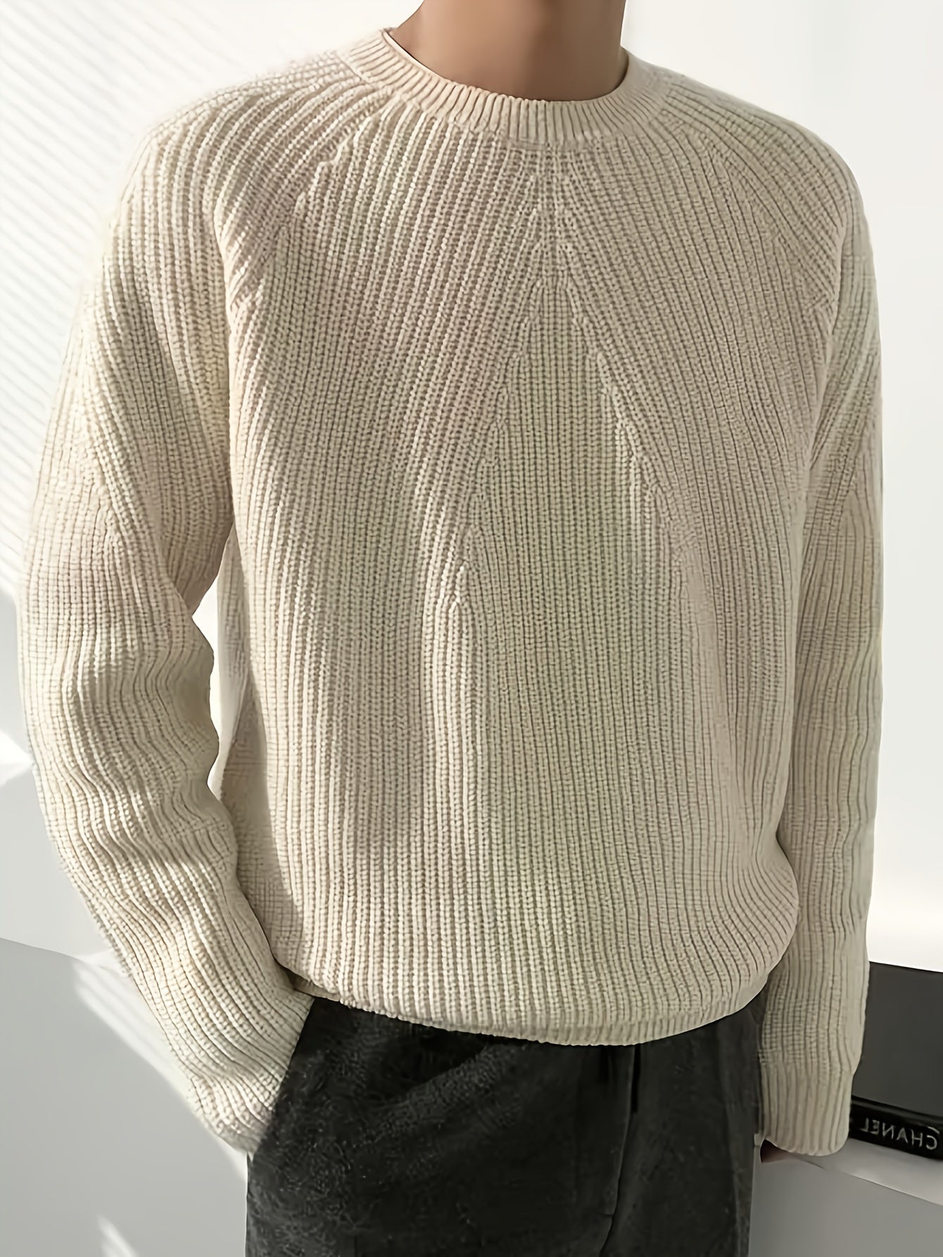 Men's Casual Solid Color Knit Sweater with Raglan Sleeves - Round Neck, Stretch Fabric, Machine Washable - Perfect for Fall/Winter