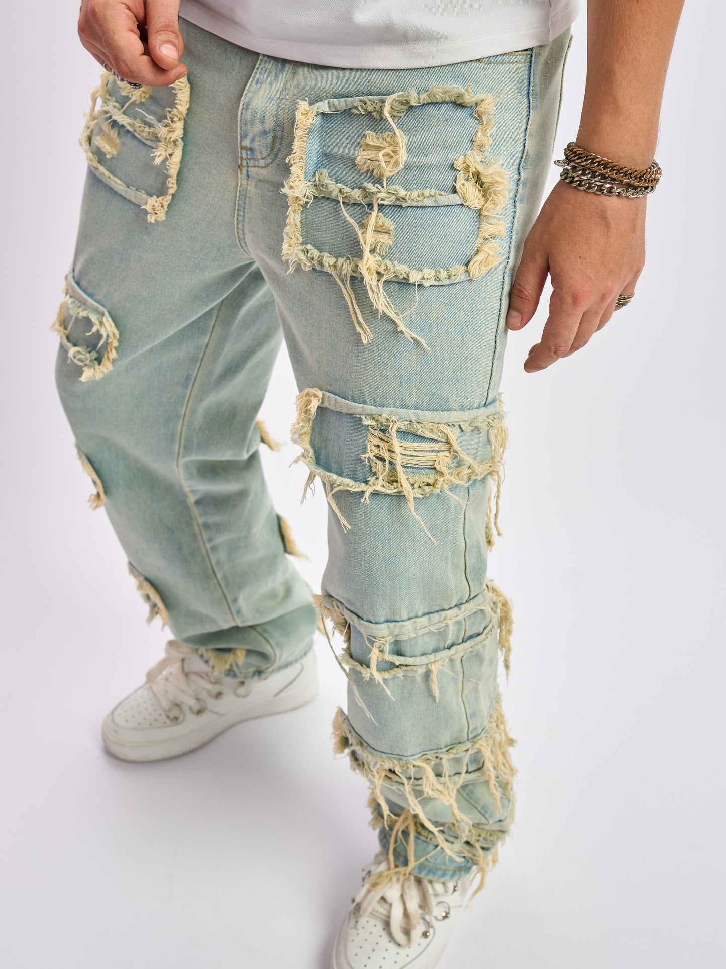 Mens Fashion-Forward Cotton Blend Jeans with Wide-Leg Cut and Frayed Detailing – Versatile for Casual Wear