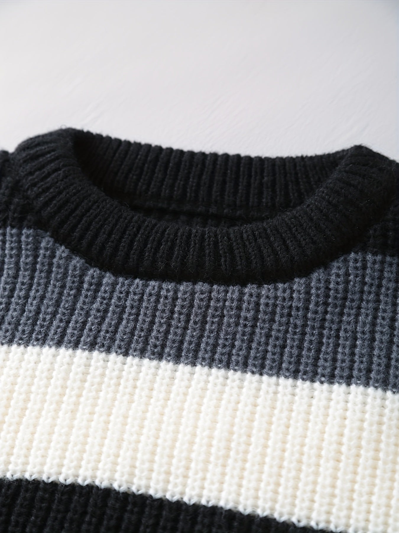 Chic Striped Knitted Sweater, Men's Casual Warm Stretch Round Neck Long Sleeve Pullover Sweater For Fall Winter