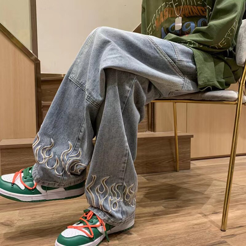 Fashion Flame Embroidery Men's Jeans Neutral Wide Leg Denim Trousers Loose Straight Jeans Youth Casual Baggy Hip Hop Pants 2023