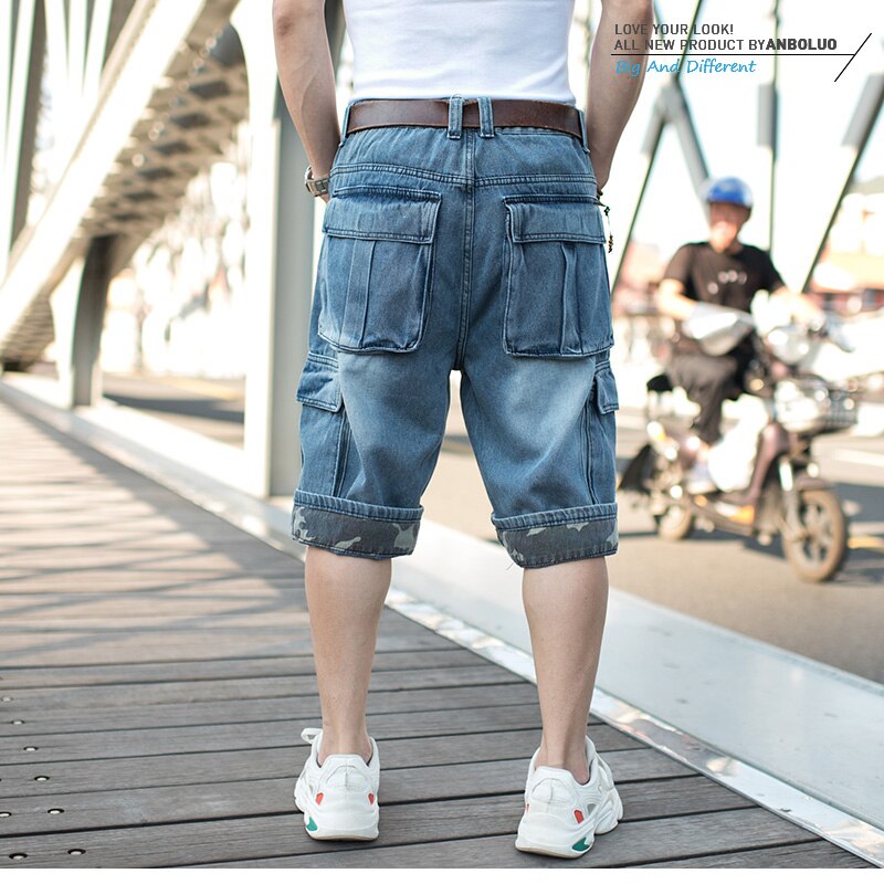 Men's Hip-Hop Wide-leg Denim Shorts Multi-Pocket Cropped Jeans  Loose Cargo Jeans Men Plus Size 44