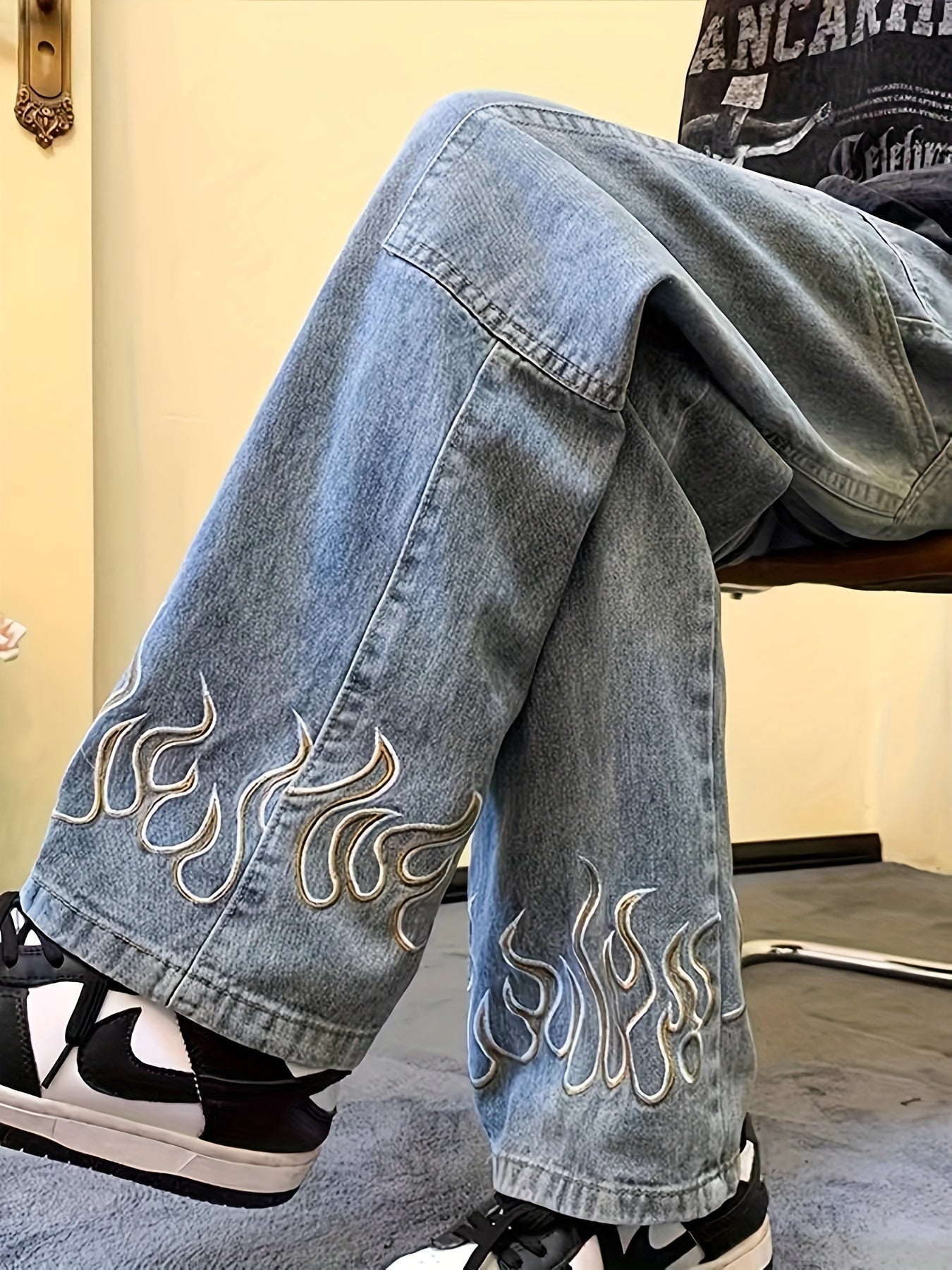 Fashion Fire Pattern Embroidered Design, Men's Hip Hop Loose Fit Jeans, Street Style Fashion