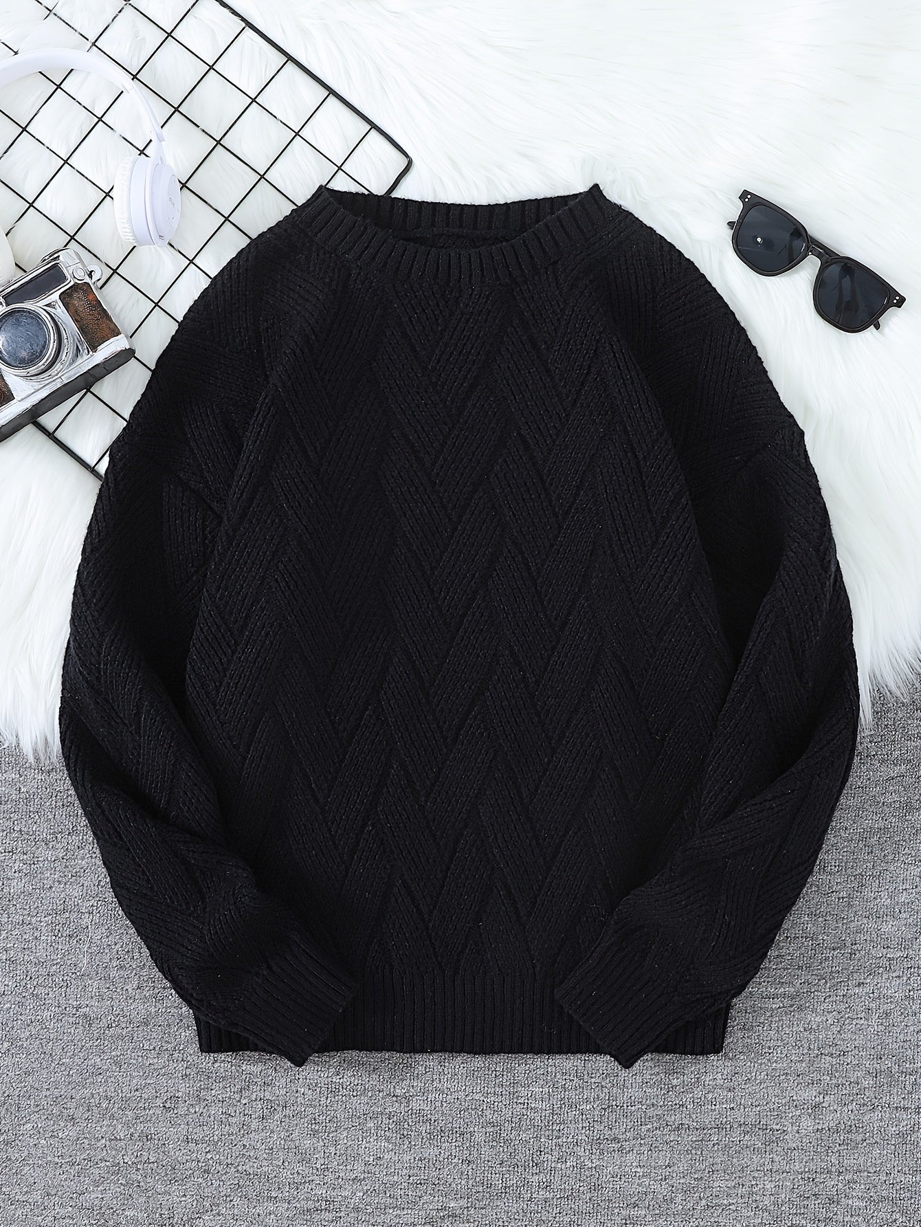 Classic Crew Neck Sweater for Men - Soft Knitted Long Sleeve Pullover with Twist Detail for Casual Daily Wear, Spring and Fall - Regular Fit, Solid Colors, Versatile and Comfortable