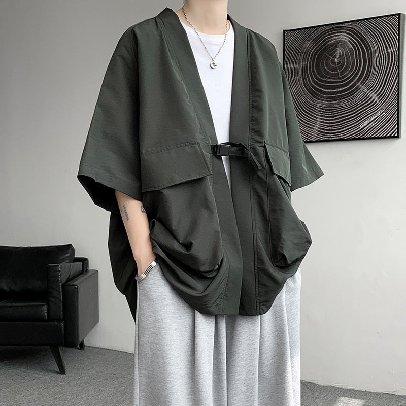 Fashion Men's Kimono Cardigan Men Oversize Shirts Popular Japanese Big Pocket Shirt Yukata Top Costume Men Clothing 2023