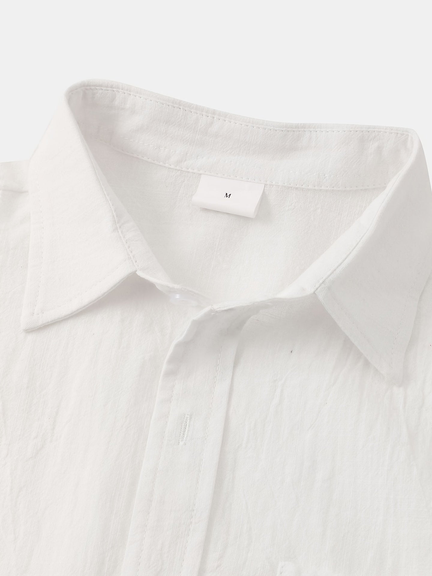 Linen Button-Down Shirt: Lightweight and Comfortable for Summer Fashion