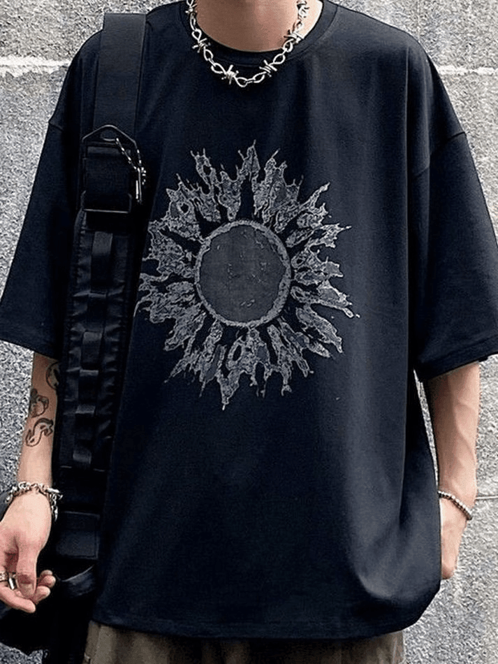 Foruwish - Men's Darkness Sun Graphic Tee